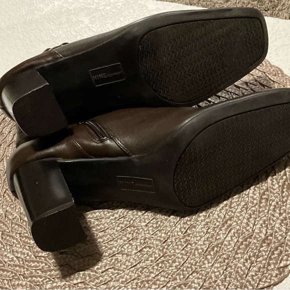 Nine & Co by Nine West Womens Brown Leather Block Heel Ankle Boots Size 8 M - Picture 7 of 7